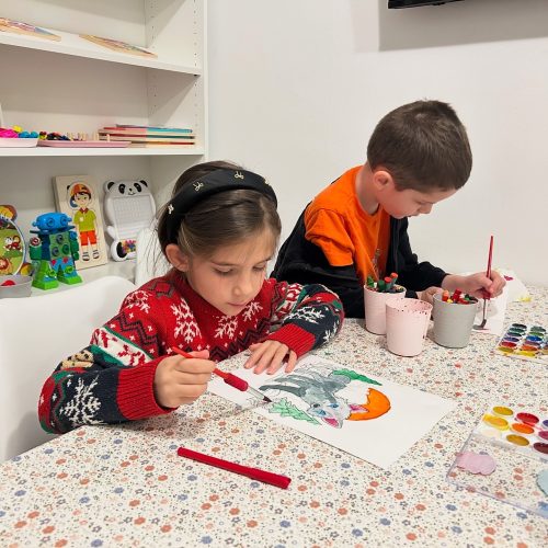 F4AAE69D-8BB4-4C4E-B3ED-13AA284407C5